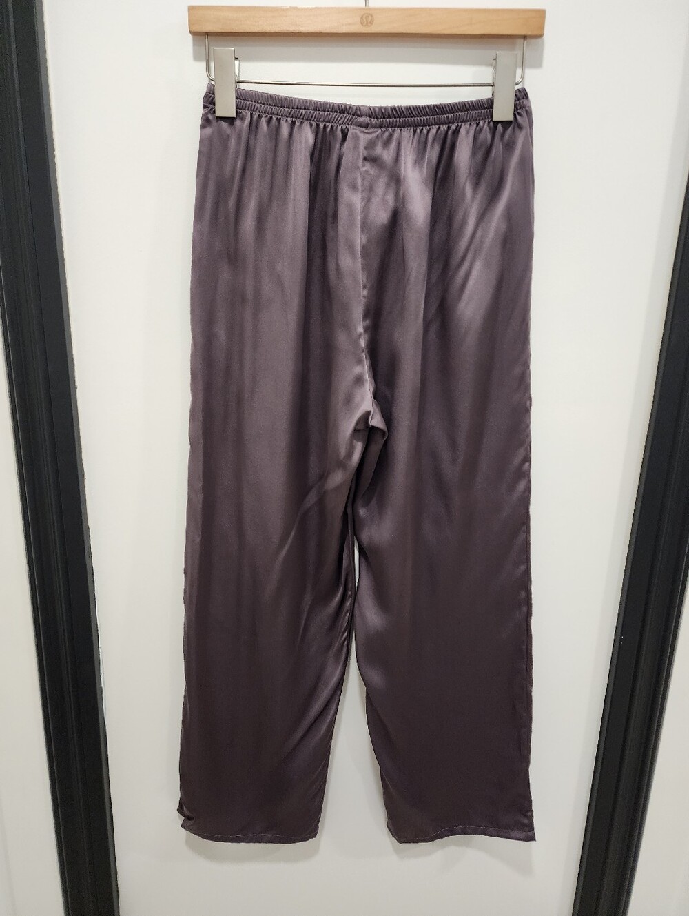 NWT SilkSilky 100% Silk Sleep Pants Cropped XS Purple Mauve Lounge Bottoms - Picture 11 of 16